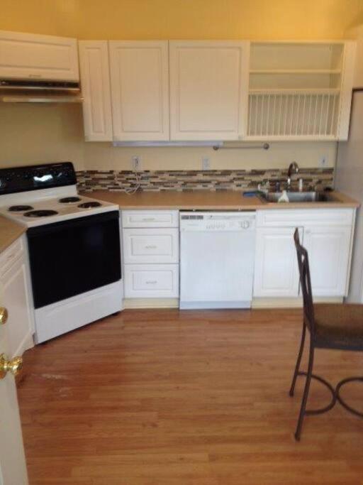 Kelli Creek Cottage - Reduced Price On Tours Juneau Habitación foto