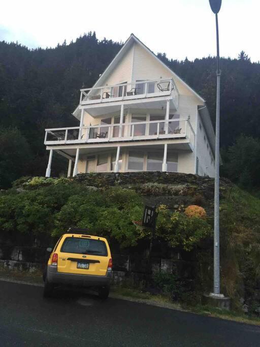 Kelli Creek Cottage - Reduced Price On Tours Juneau Habitación foto