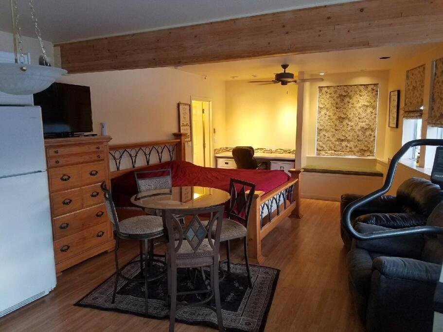 Kelli Creek Cottage - Reduced Price On Tours Juneau Habitación foto